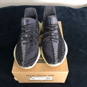 Yeezy Carbon